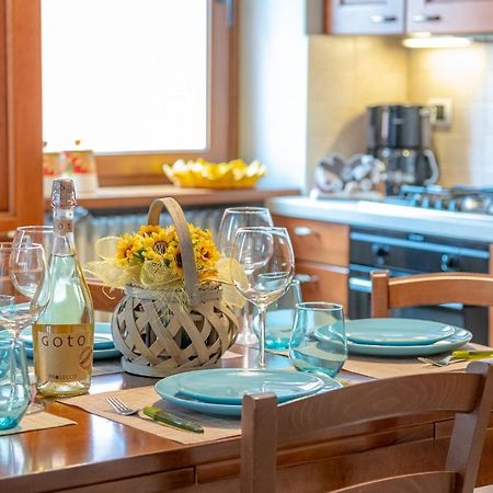 Appartamento Casa Bellavista Wi-Fi Parcking Free San Siro  Esterno foto