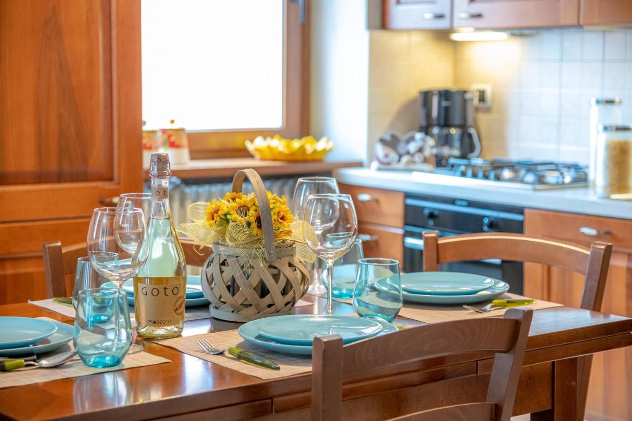 Appartamento Casa Bellavista Wi-Fi Parcking Free San Siro  Esterno foto