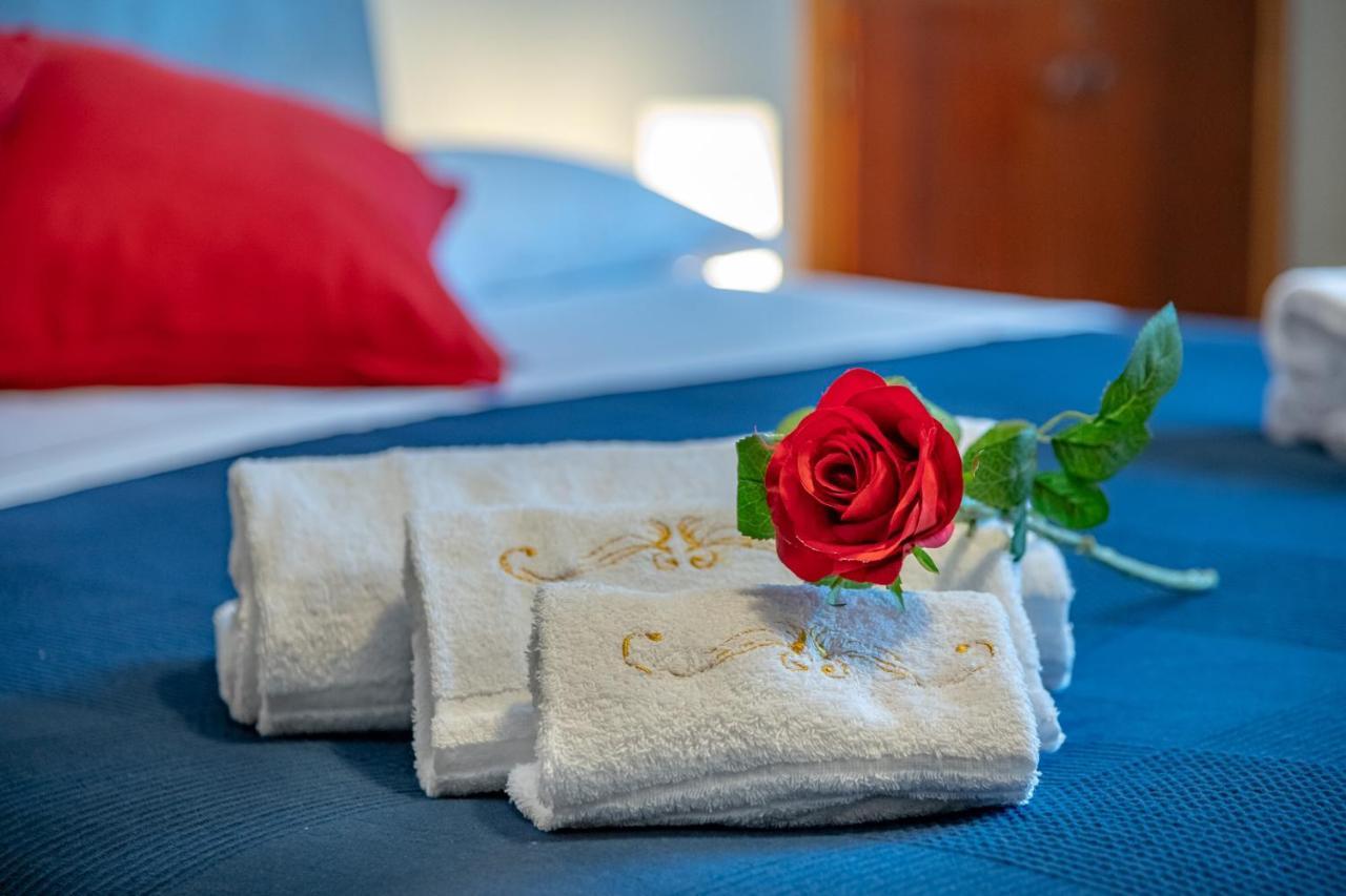 Appartamento Casa Bellavista Wi-Fi Parcking Free San Siro  Esterno foto