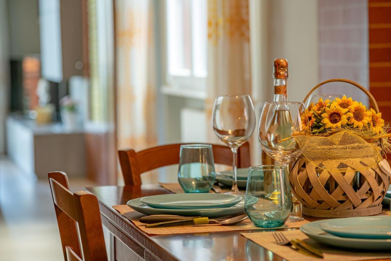 Appartamento Casa Bellavista Wi-Fi Parcking Free San Siro  Esterno foto