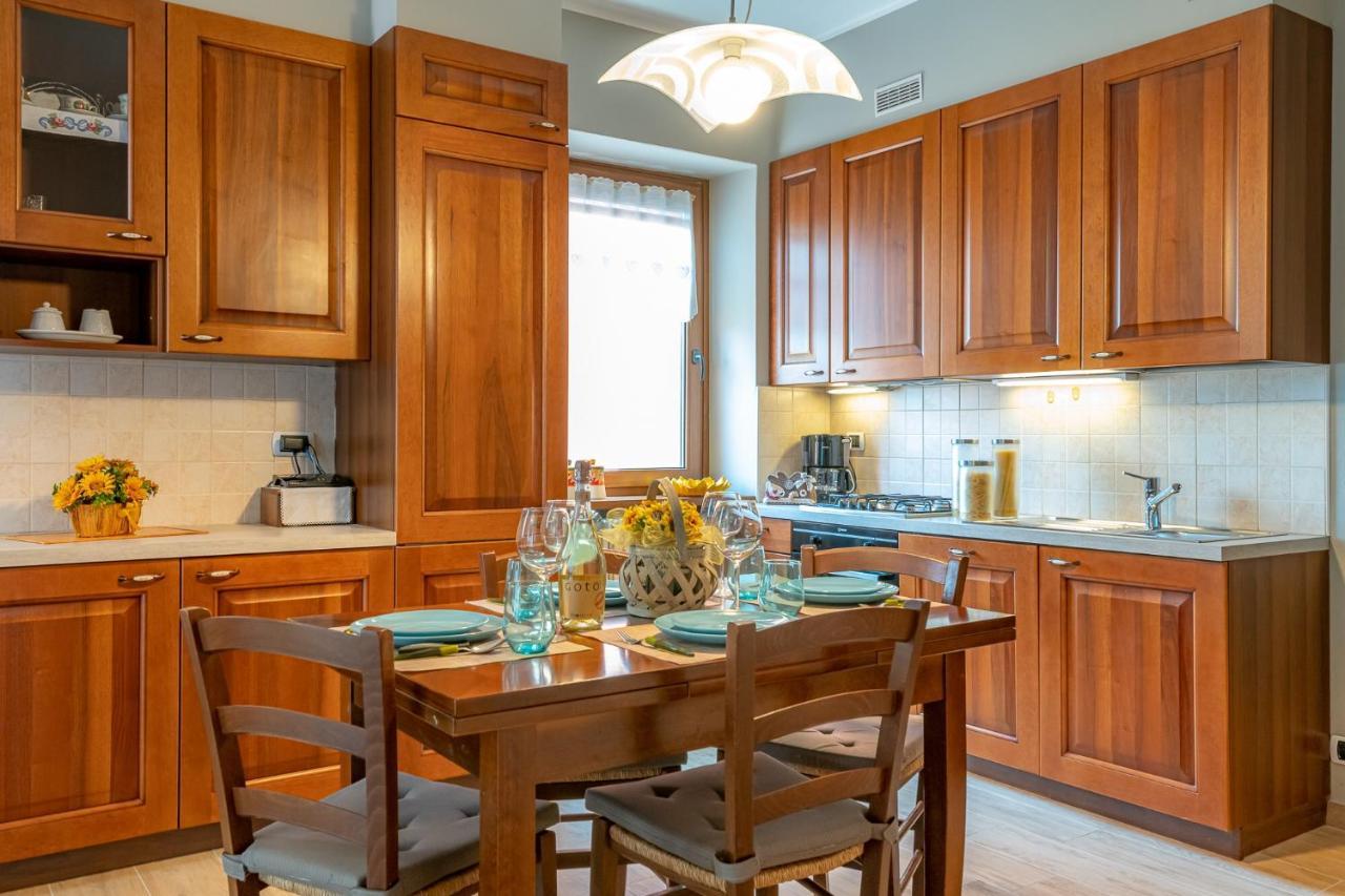 Appartamento Casa Bellavista Wi-Fi Parcking Free San Siro  Esterno foto